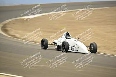 media/Jan-26-2025-CalClub SCCA (Sun) [[cfcea7df88]]/Group 7/Race/